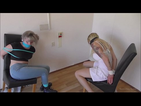❤️ عادی / بندھے ہوئے اور تنگ / مصیبت میں لڑکی ❌  مقعد ویڈیو پر ur.porngipfy.ru ❌