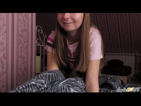 ❤️ بلونڈی نے اپنے BFF کو گہرائی سے چوس لیا اور اس کے منہ میں سہہ لیا۔ ❌  مقعد ویڈیو پر ur.porngipfy.ru ❌